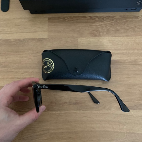 Ray Ban Sunglasses - Picture 3 of 8